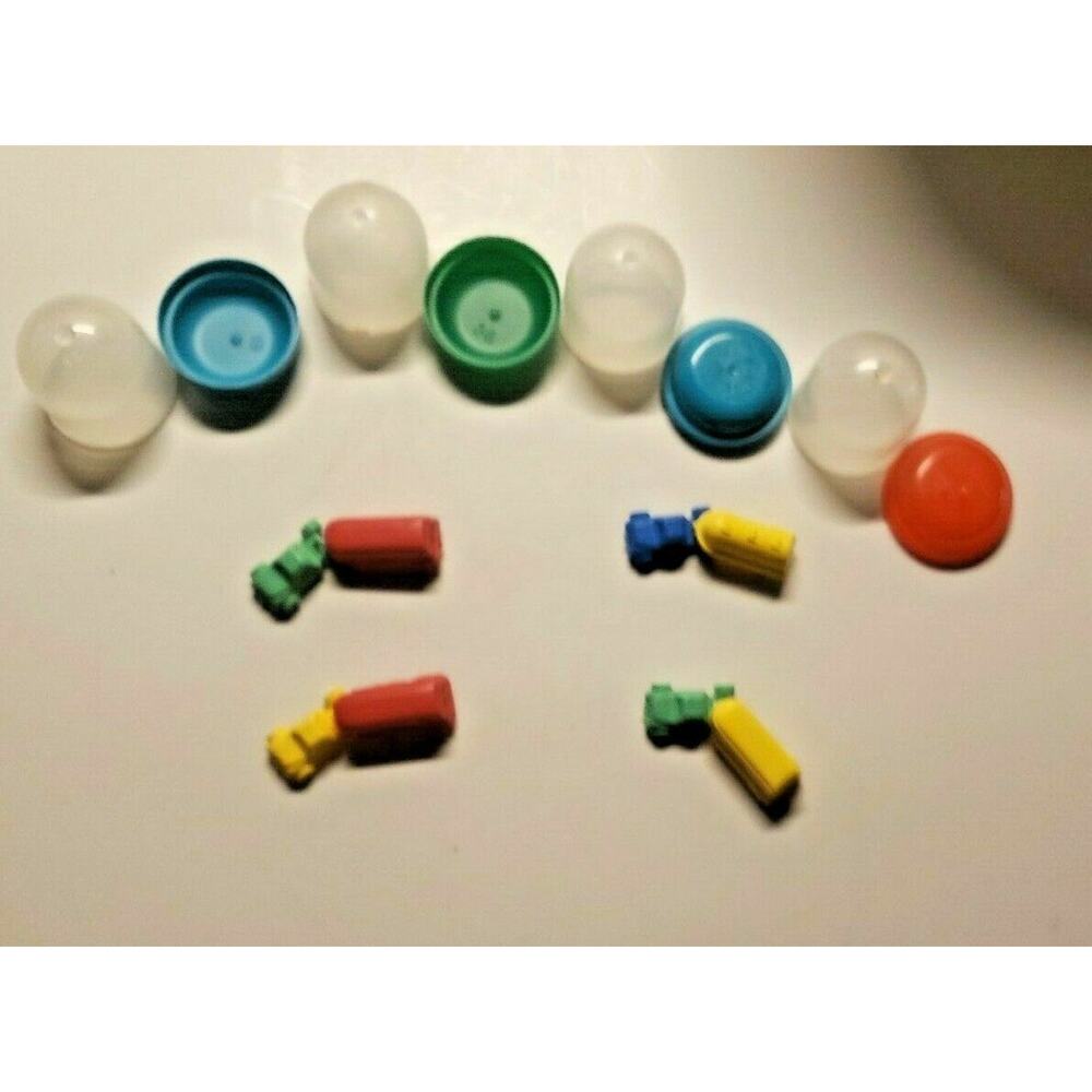 Vintage Gumball Truck Toy Vending Machine Charm in Capsule Lot of 4 NOS SKU 95